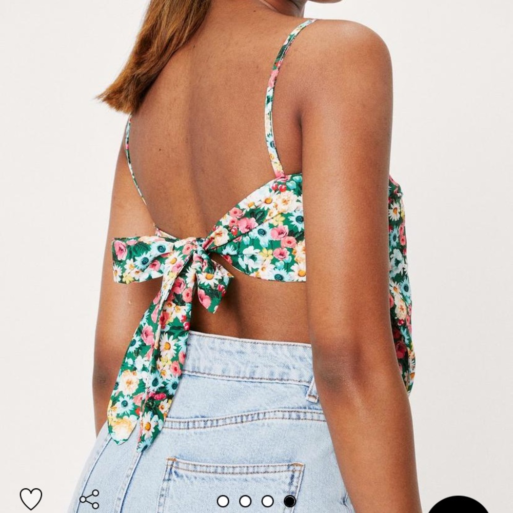 Floral tie back top - Picture 3 of 3